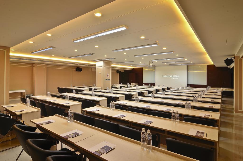 Hotel Modern Пули Экстерьер фото