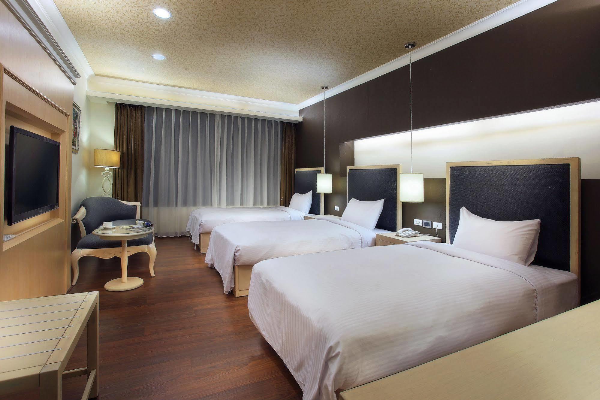 Hotel Modern Пули Экстерьер фото